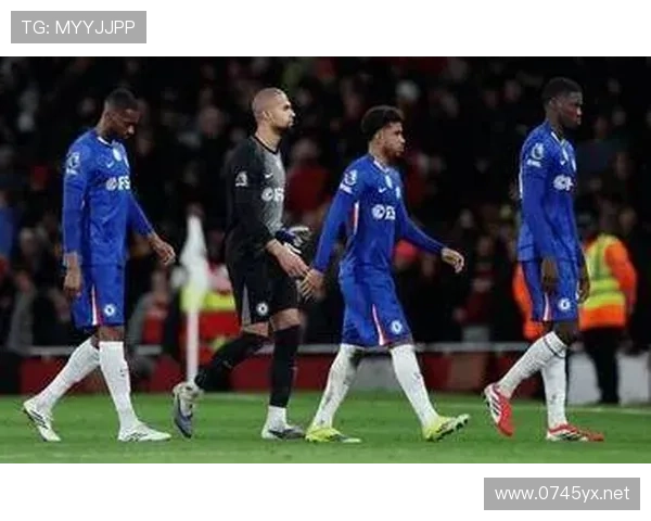 切尔西大规模引援效果有待验证，球队表现波动对赛季走势形成制约