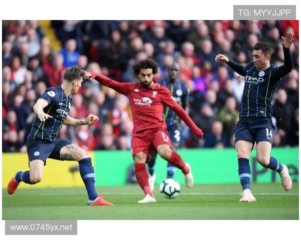 山东泰山控球与压制力脱节问题持续显现,对联赛竞争格局带来阶段性变化 山东泰山控球与压制力脱节问题持续显现,对联赛竞争格局带来阶段性变化