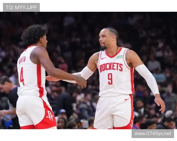 哈登挡拆制造空间提升得分效率，明显拉开与杜兰特差距